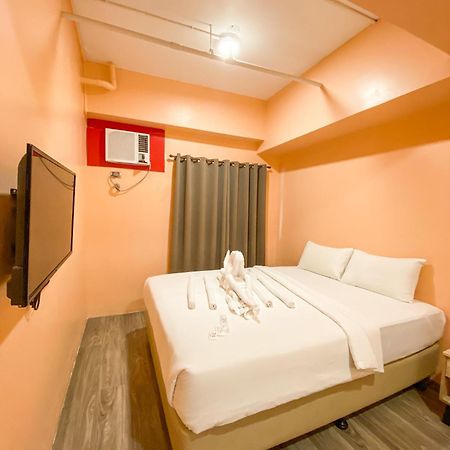 Kaizen Suites Manila Esterno foto