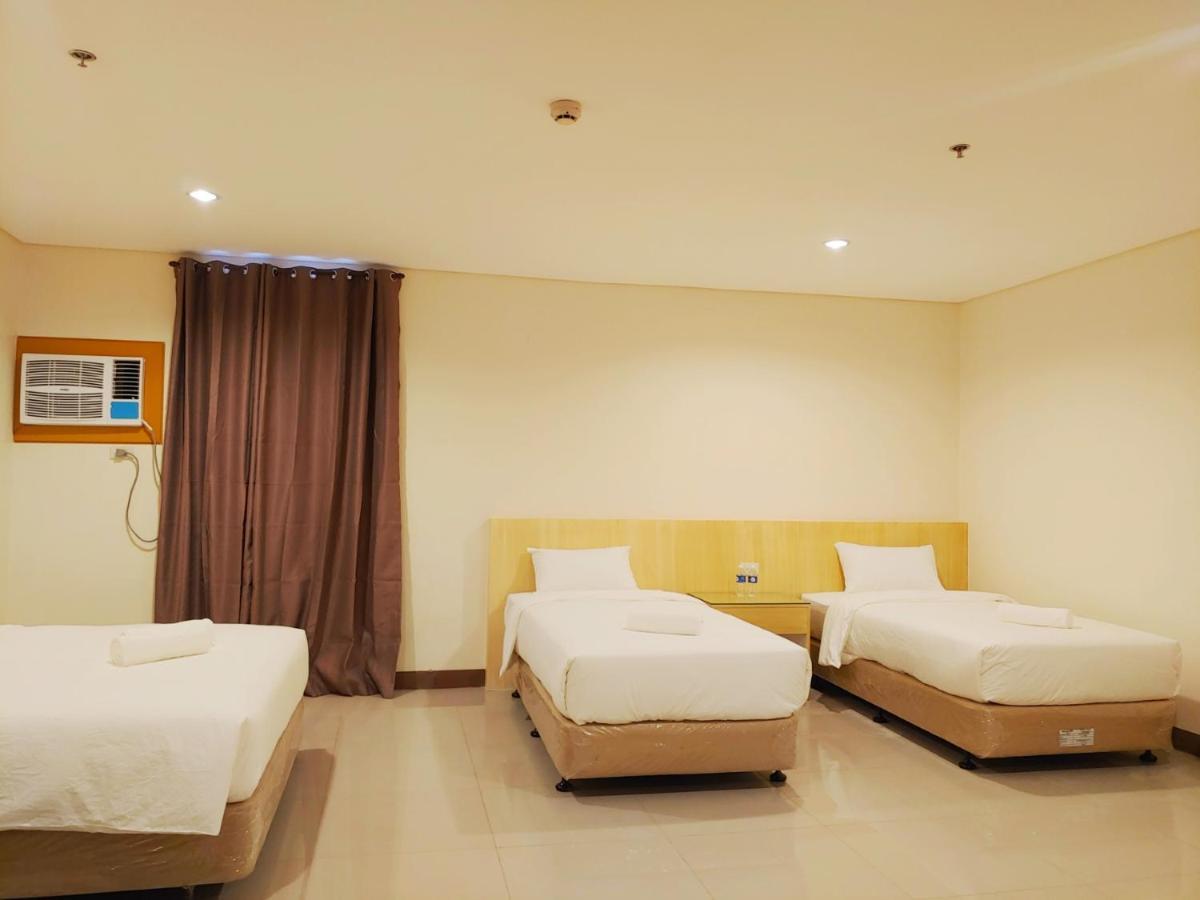 Kaizen Suites Manila Esterno foto