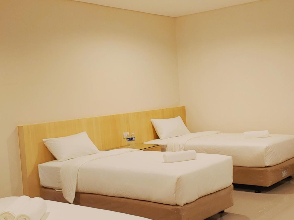 Kaizen Suites Manila Esterno foto