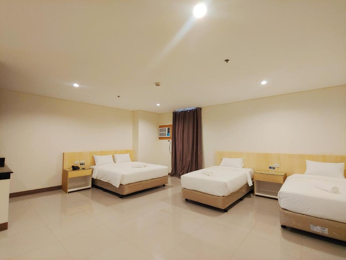 Kaizen Suites Manila Esterno foto