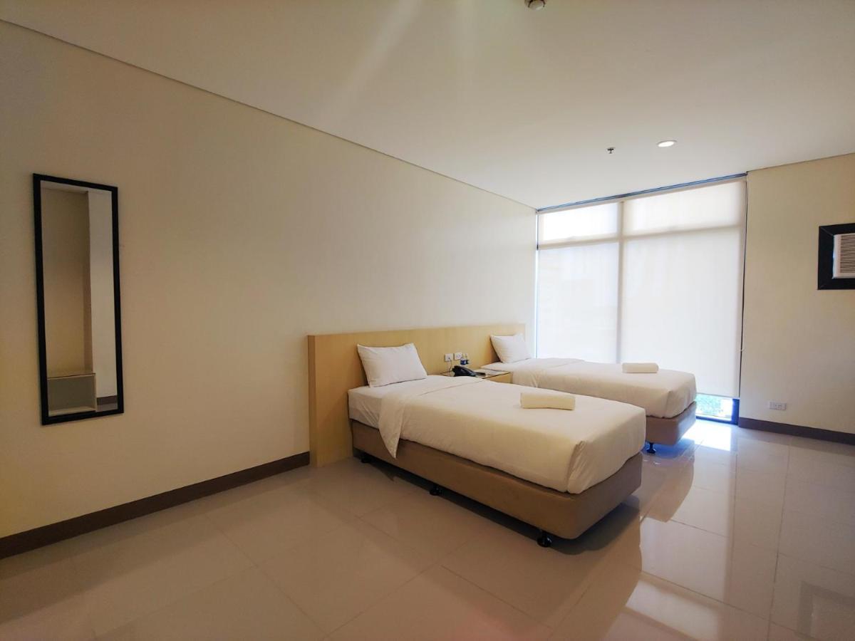 Kaizen Suites Manila Esterno foto