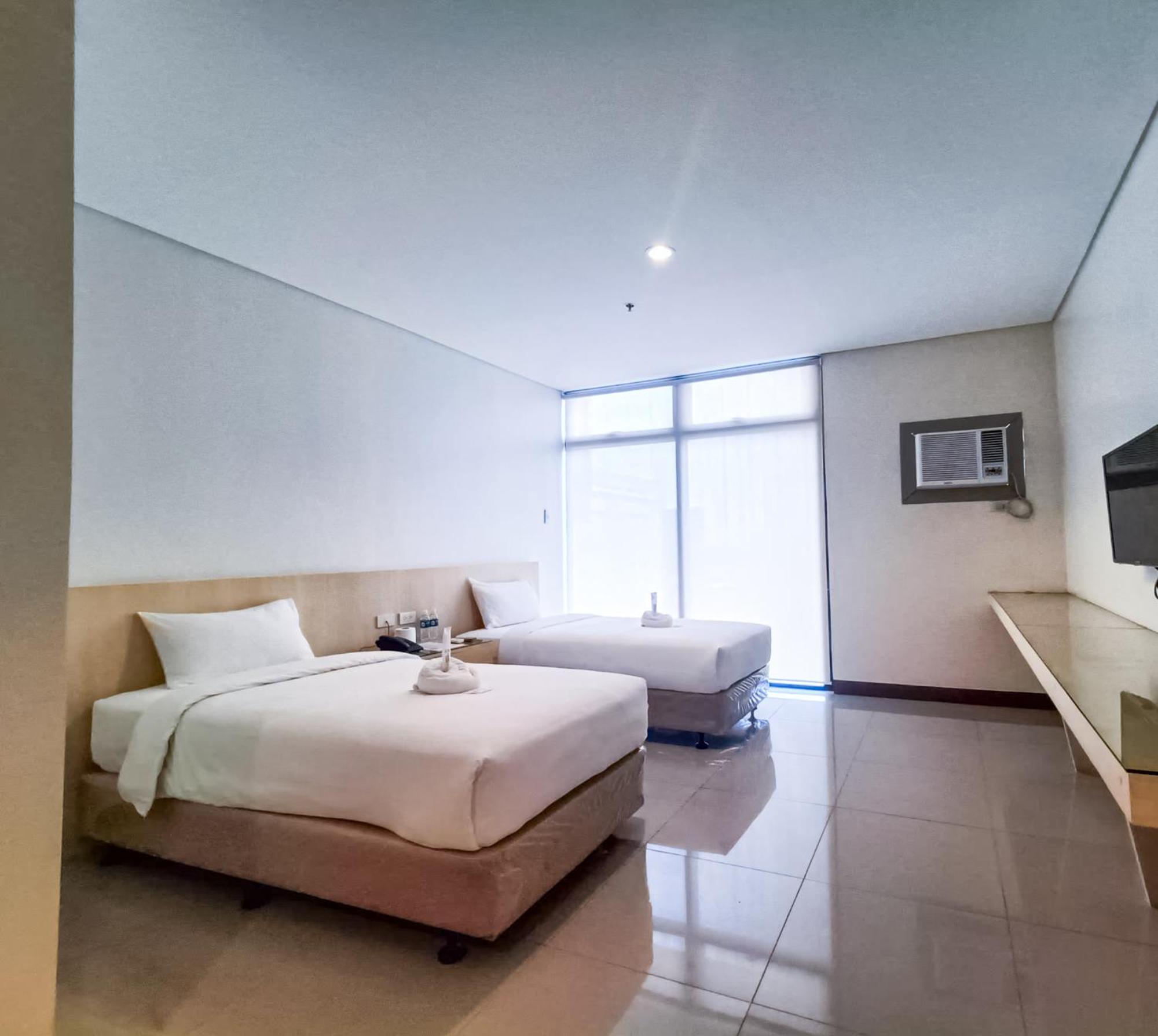 Kaizen Suites Manila Esterno foto